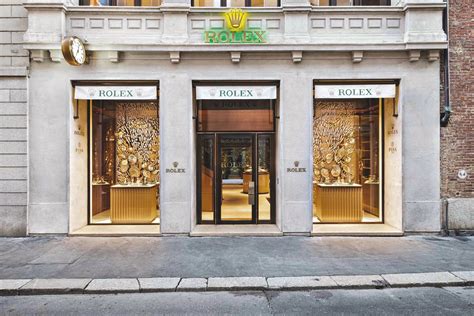 nuovo palazzo rolex milano|rolex store.